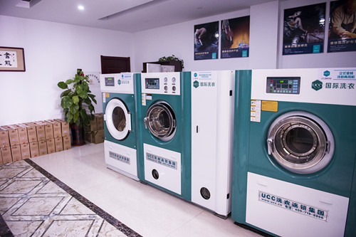 干洗设备购买大概多少钱?