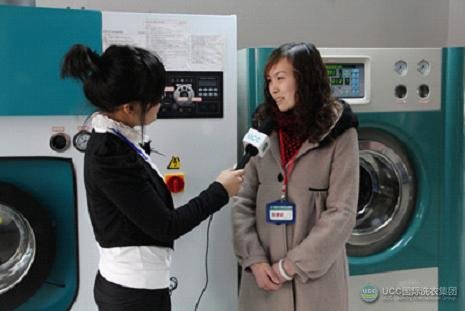 济南沥城的张女士成为UCC国际洗衣的干洗店加盟商！