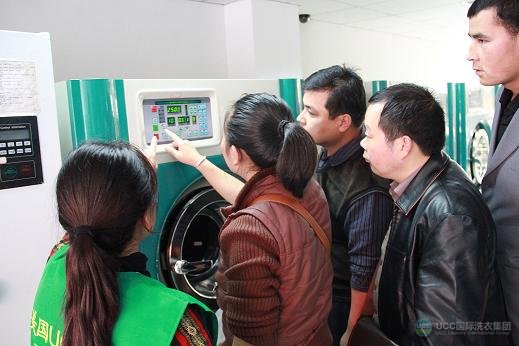 UCC国际洗衣加盟商在实践中